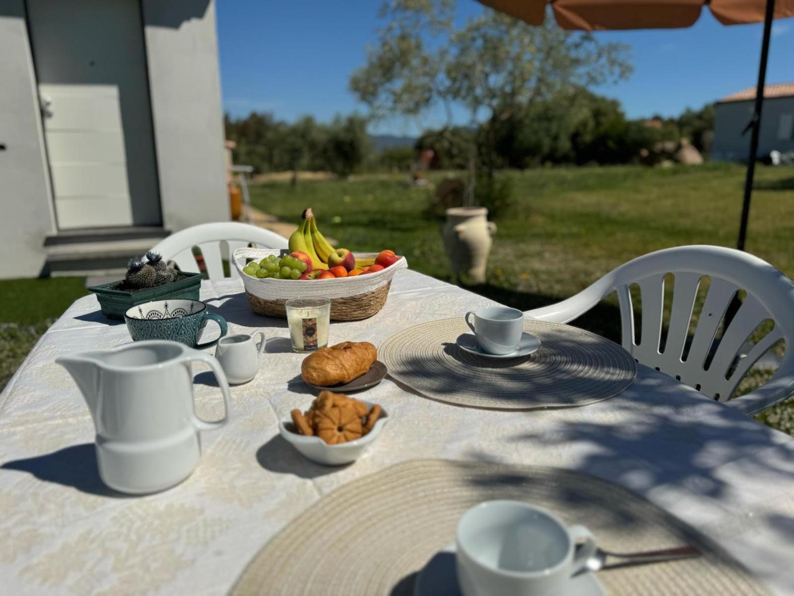 B&B Sensorial Experience Villamassargia Bagian luar foto